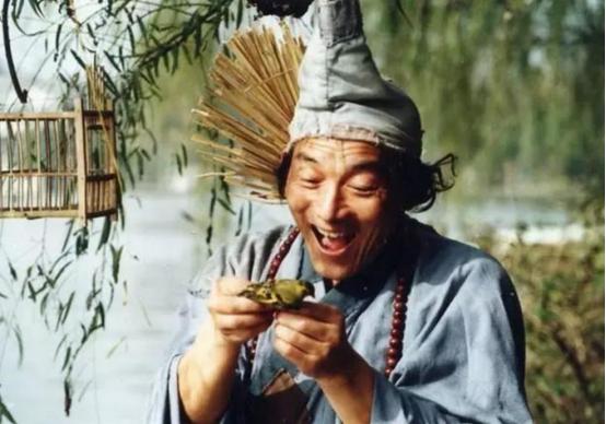 活佛济公游本昌,济公游本昌90岁再获奖