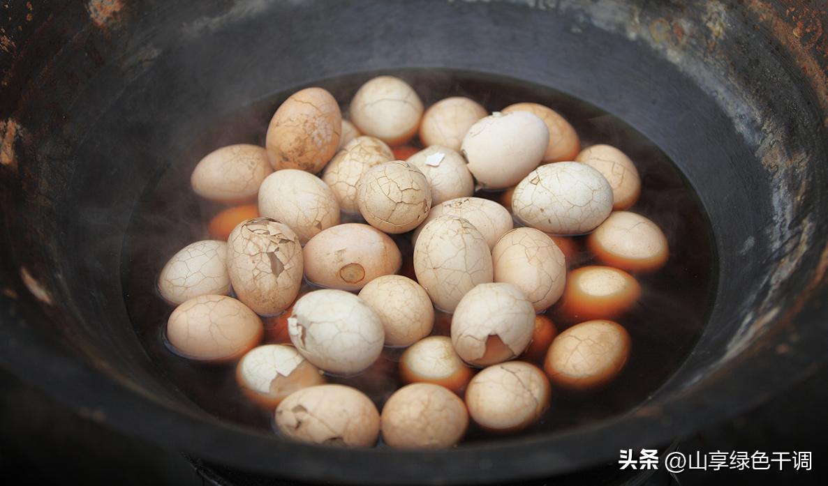 盘点中国人的十大奇葩美食,下面五种奇葩美食你吃过几种