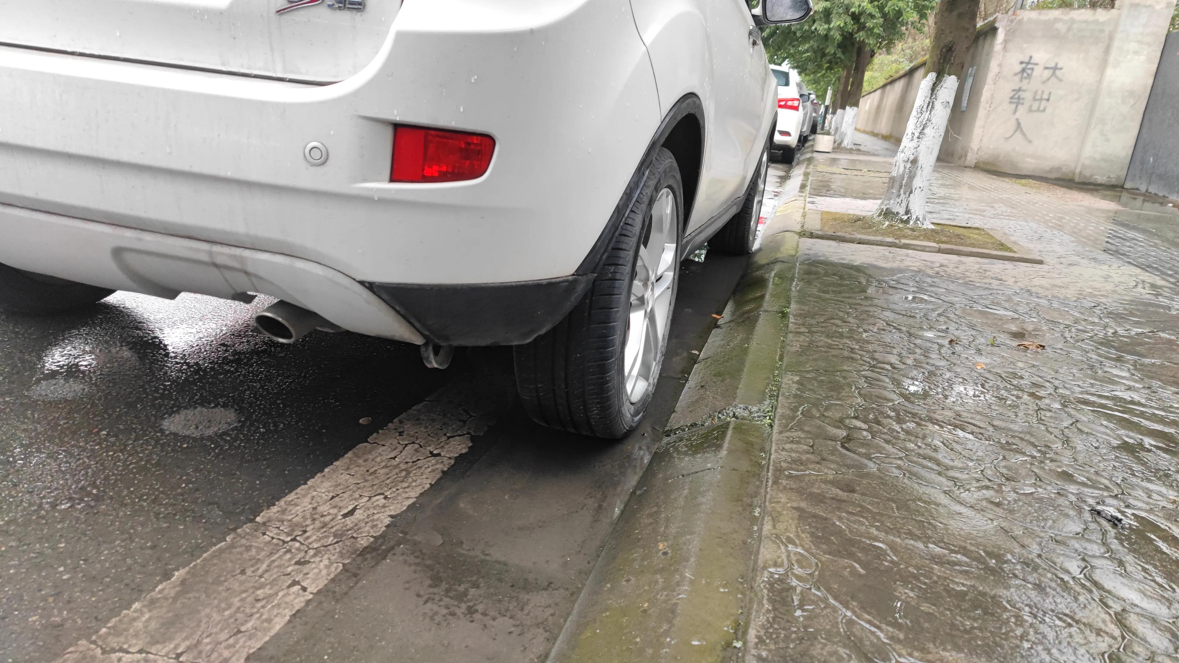 14年产的长安cs35油耗多少,长安cs35油耗10个油