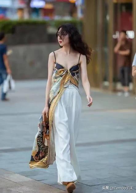 女士夏天穿衣服搭配图片,夏季穿衣服搭配女士