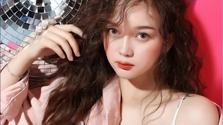 美瞳真的是暴利行业吗,央视曝光眼镜暴利价格