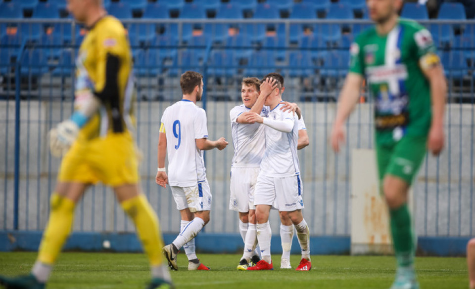 卡明斯基世界杯,世界杯出现三个球队