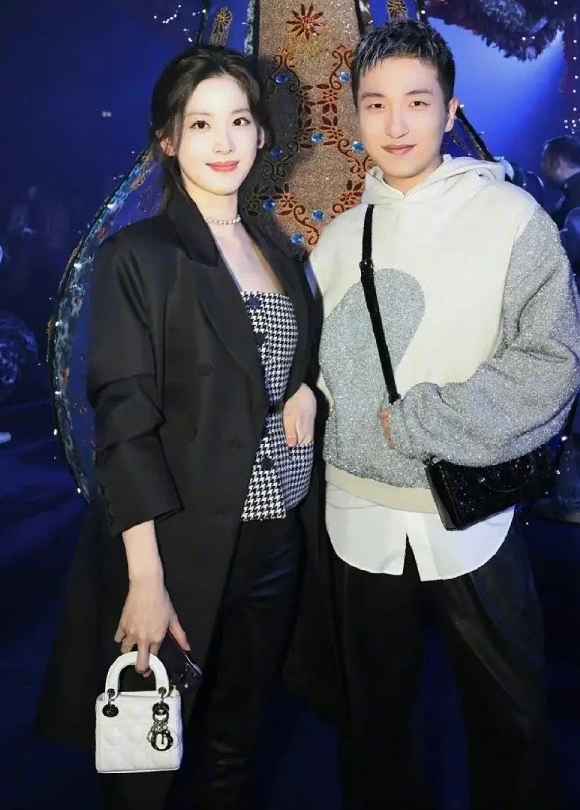 阔太章泽天近照曝光,阔太太热衷于买珠宝