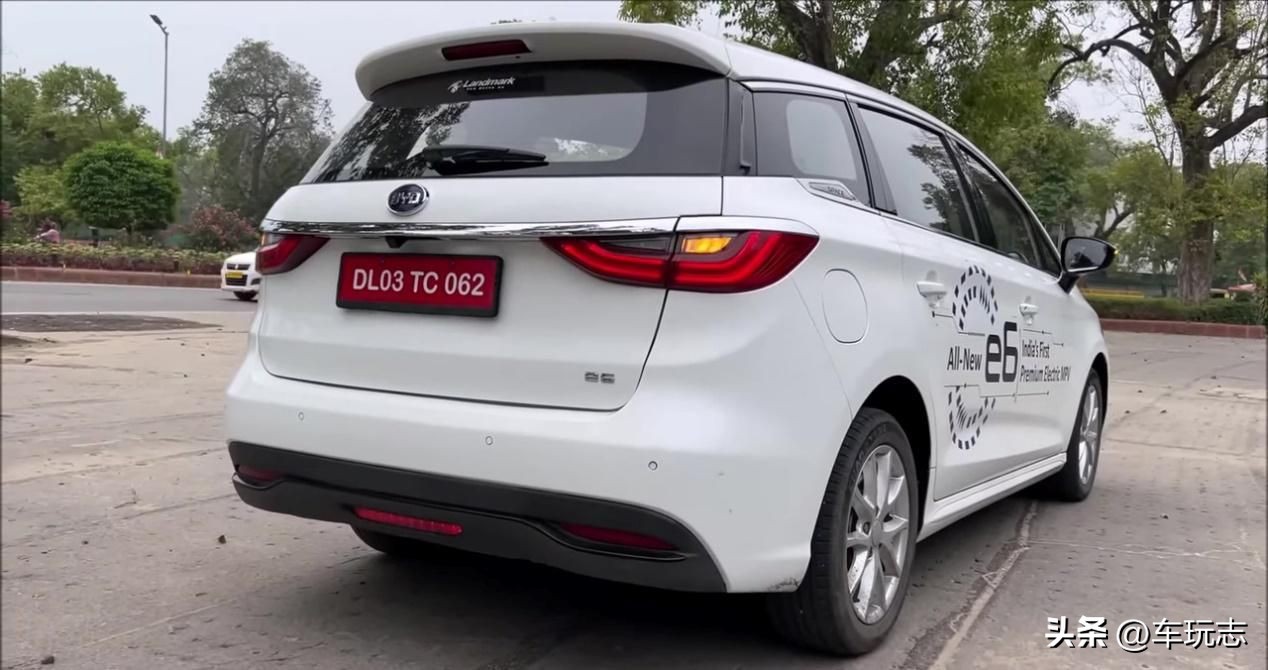 e6比亚迪新能源汽车,纯电动比亚迪e6不容忽视的亮点