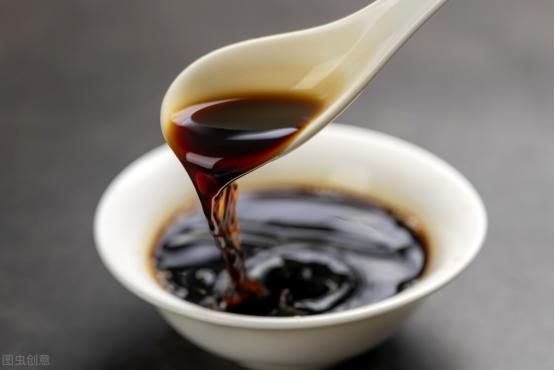 同样是酱油有什么区别,生抽老抽酱油味极鲜一品鲜的区别
