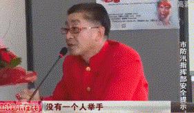 把最火的王心凌，与尴尬的汤唯放在一起，明星的遮羞布碎了一地