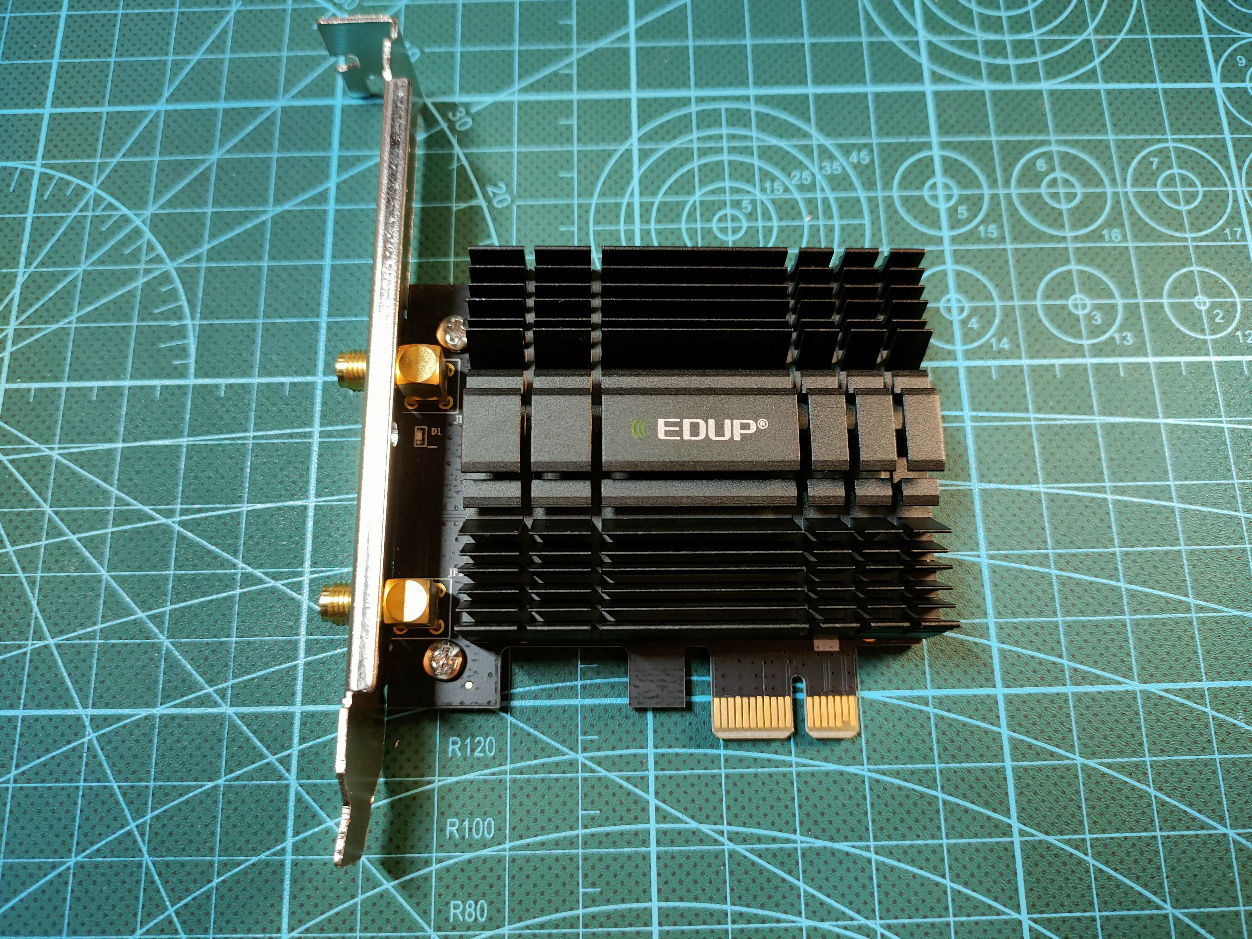 稳如网线翼联EDUP全新WiFi6PCIE无线网卡EP-9655GS开箱评测