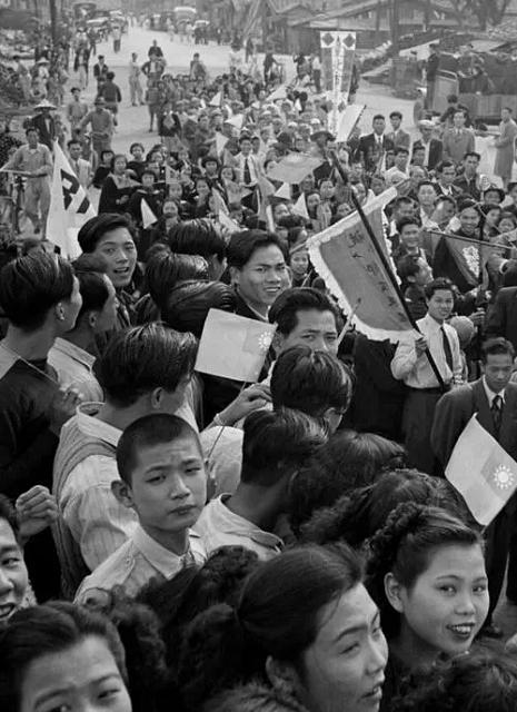 48年，一国军军长被蒋介石下令枪毙，临死前振臂高呼：毛主席万岁