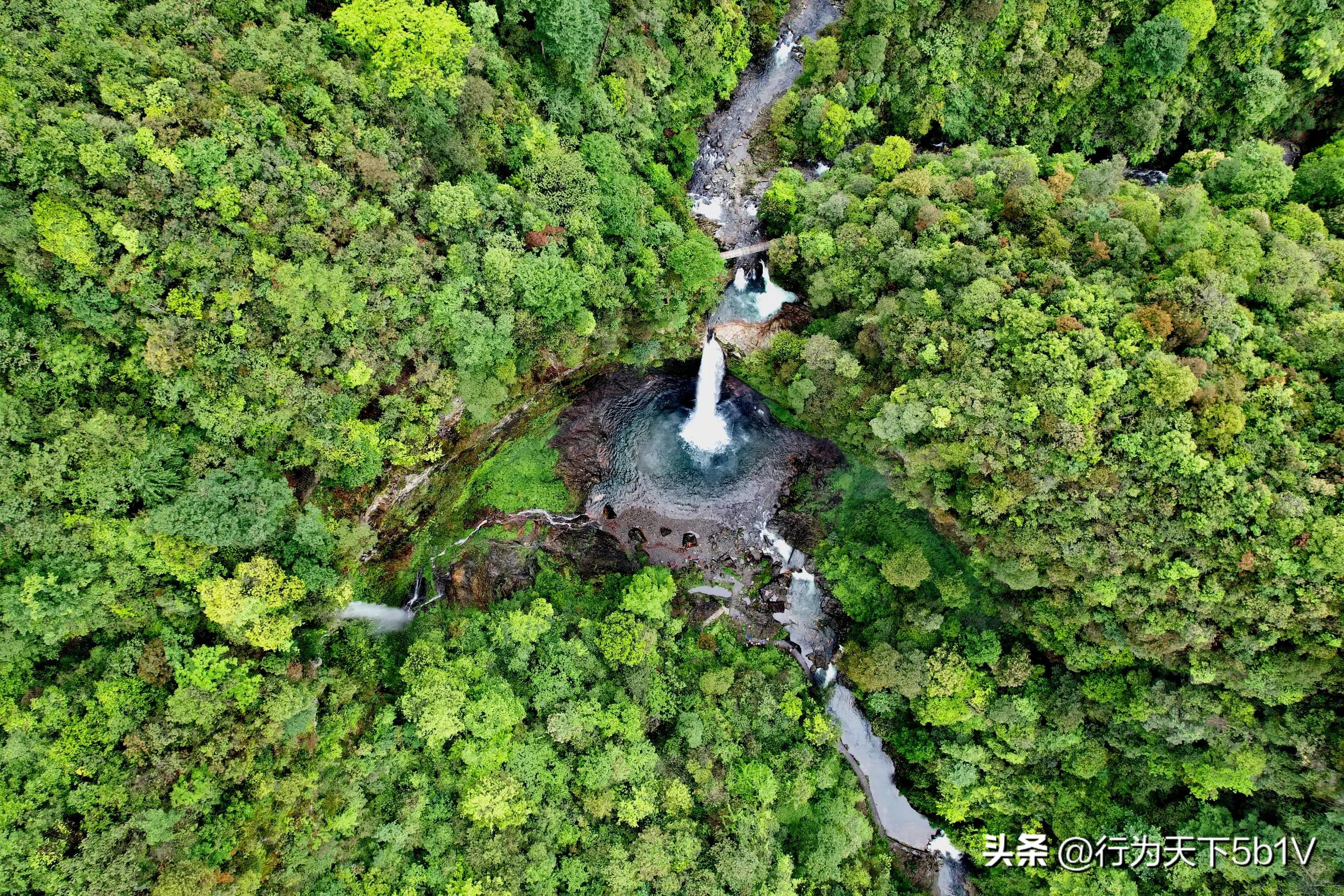【探秘宛田红滩瀑布溯溪梦江吉翁瀑布】穿越花坪神秘风景线