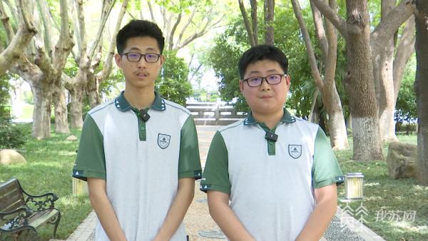 双胞胎高考成绩仅差两分,高考成绩一样的双胞胎