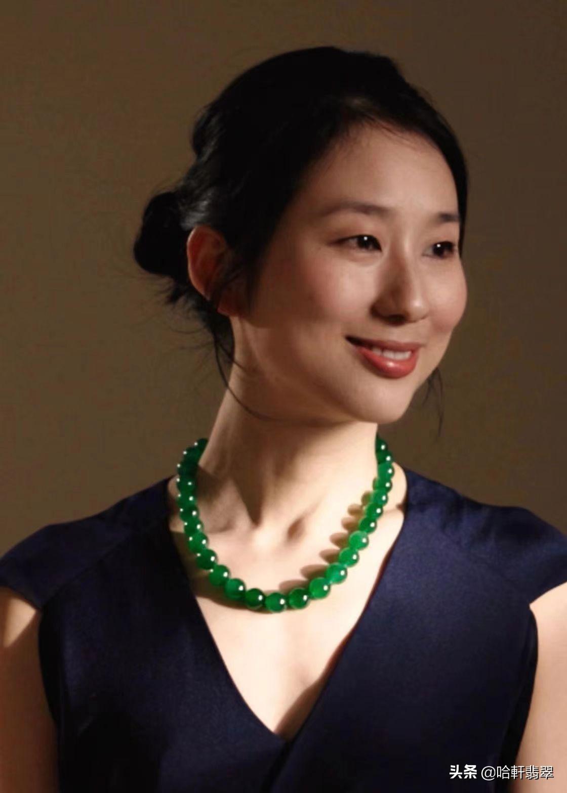 佳士得拍卖翡翠手镯图片,越贵越有人买