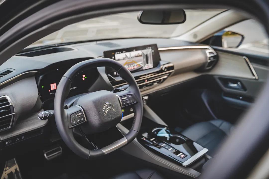 被38号怒喷的凡尔赛，到底如何？