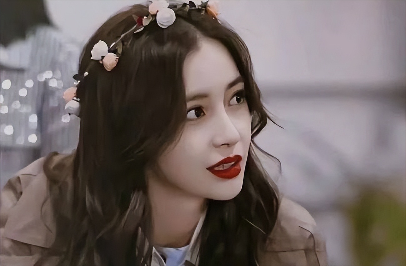 十位女明星卸妆后的样子谁最好看,素颜出镜的女明星