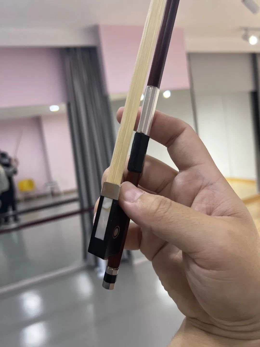 希望自己成为一个音乐人,成为一个音乐人