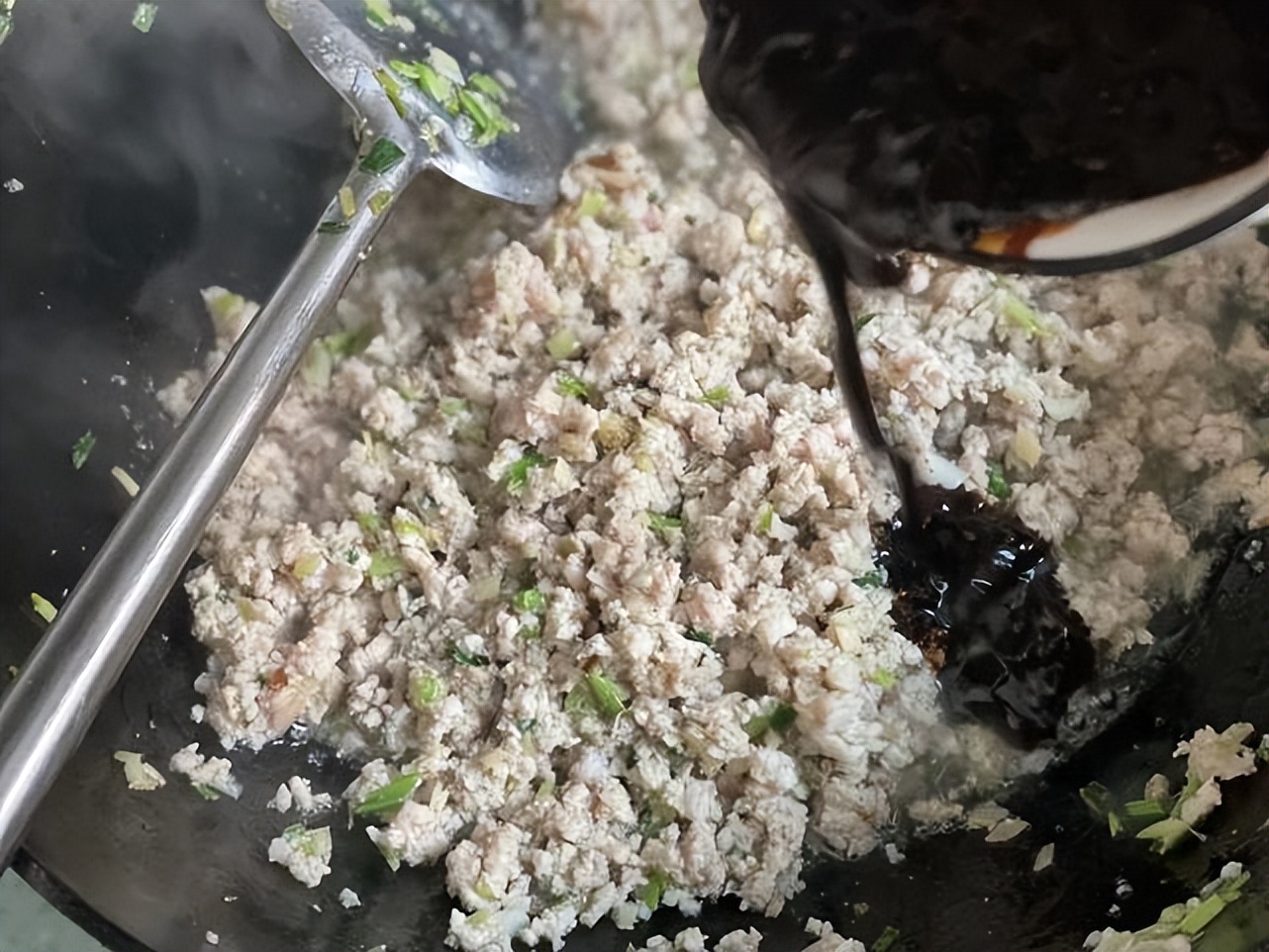 做包子馒头不用酵母粉可以做的吗,酵母粉发面怎样蒸的包子馒头蓬松