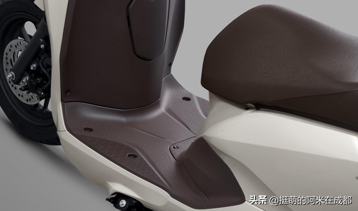 本田lead125踏板改装abs,本田水冷lead125怎么没有abs