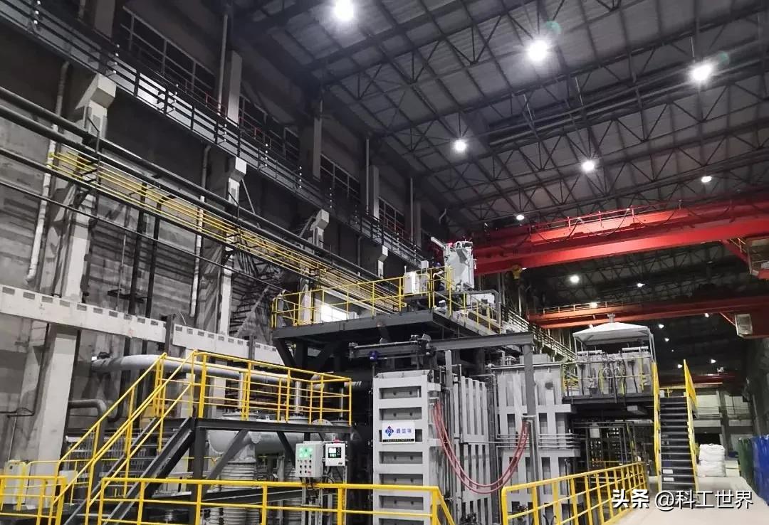 中国高端锻压机突破,中国特种大型设备