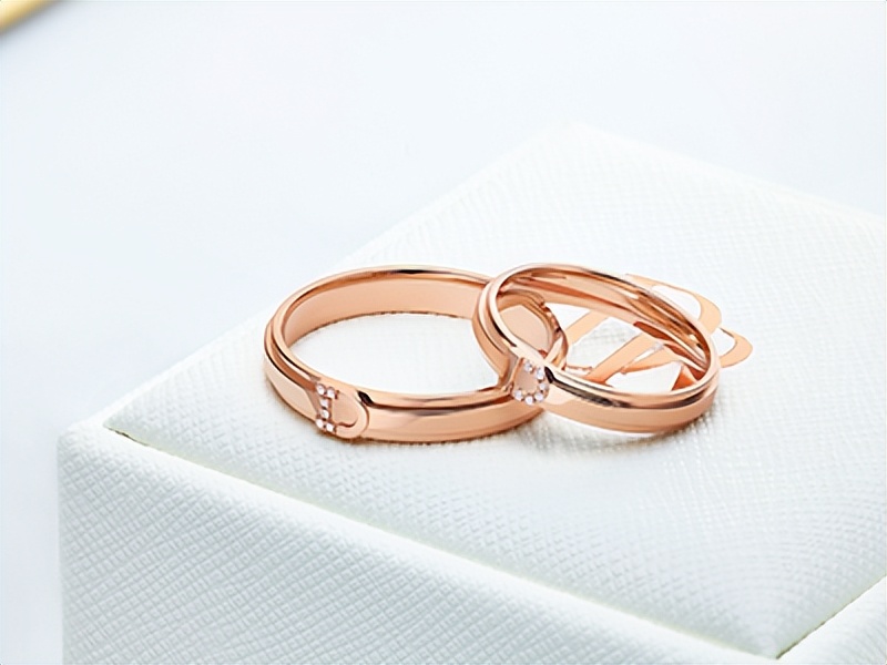 平常戴的婚戒买多少钱的合适呢,婚戒推荐婚戒价格怎么样