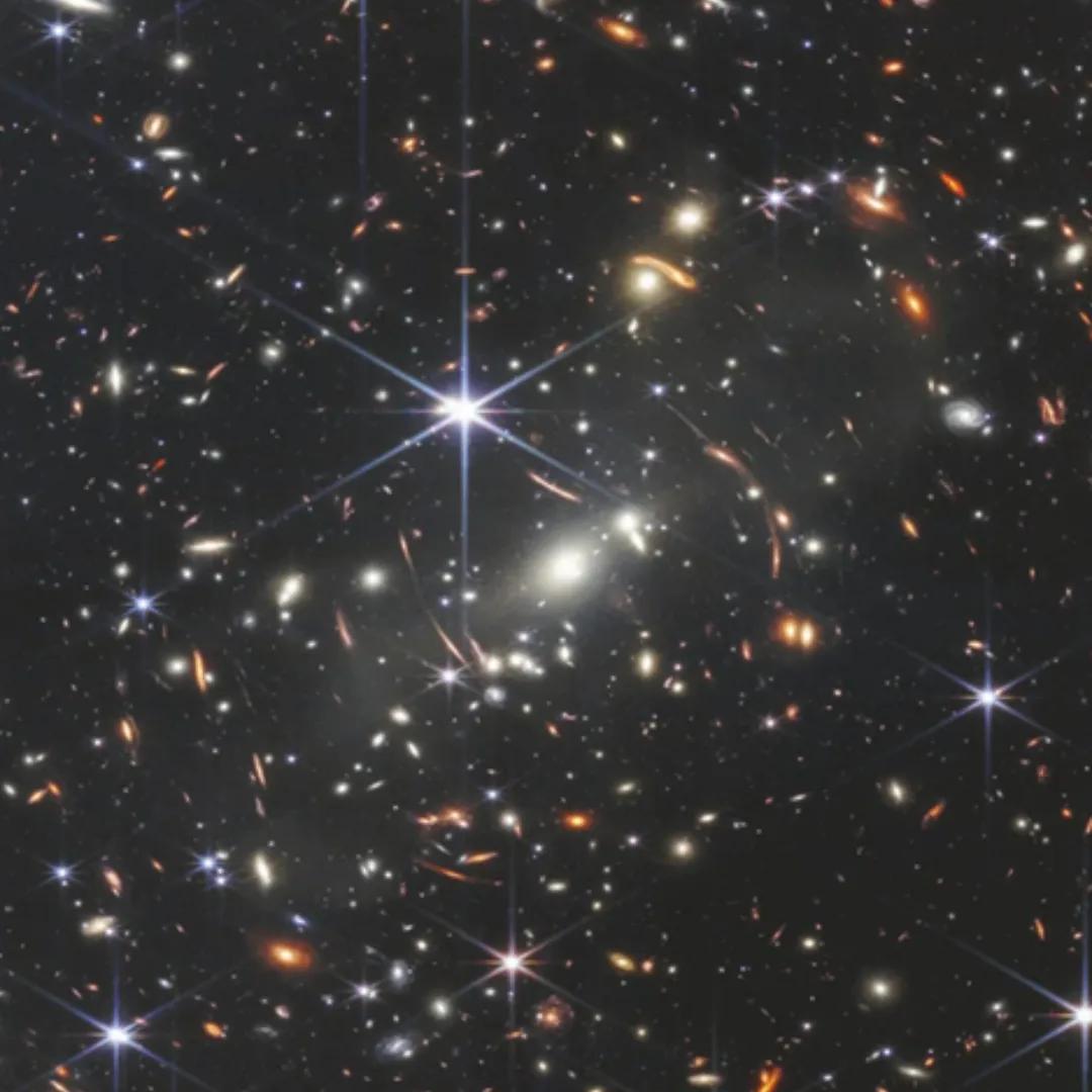 韦伯太空望远镜为什么能看138亿年,科学家科普韦伯太空望远镜