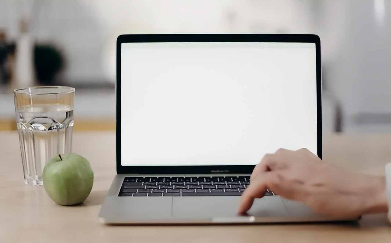 租电脑还是买电脑划算,租电脑平台哪个最好免押金的