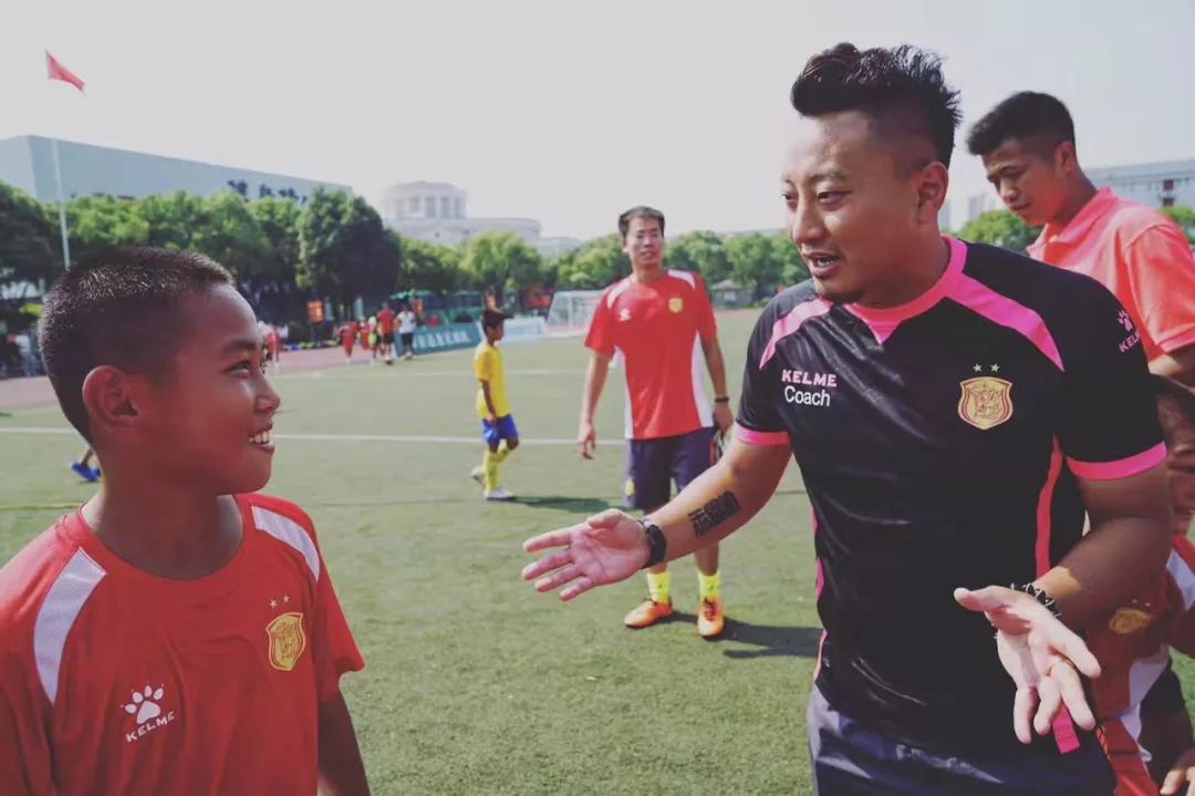 申花后腰组合最新消息,上海申花王洪亮