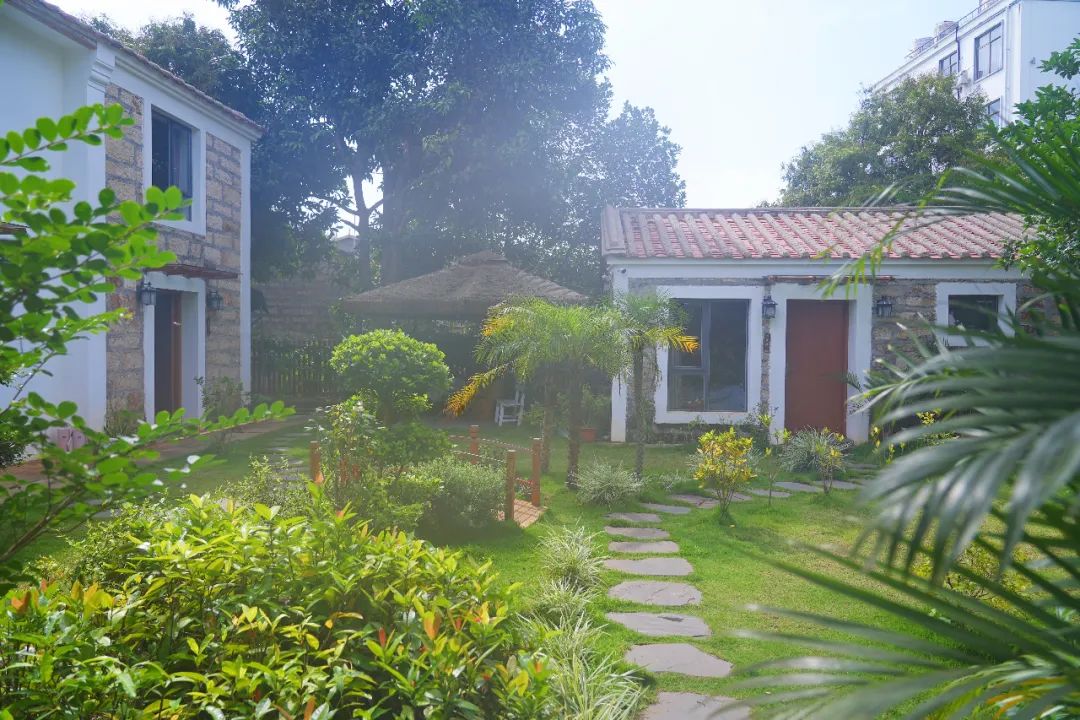 北海涠洲岛浪漫之旅,北海涠洲岛这辈子你值得来的地方