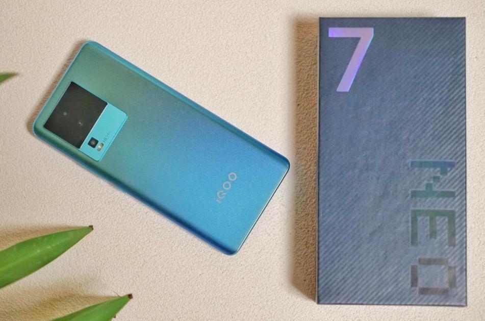 5月1000元左右的性价比手机,5月2千左右性价比超高的手机