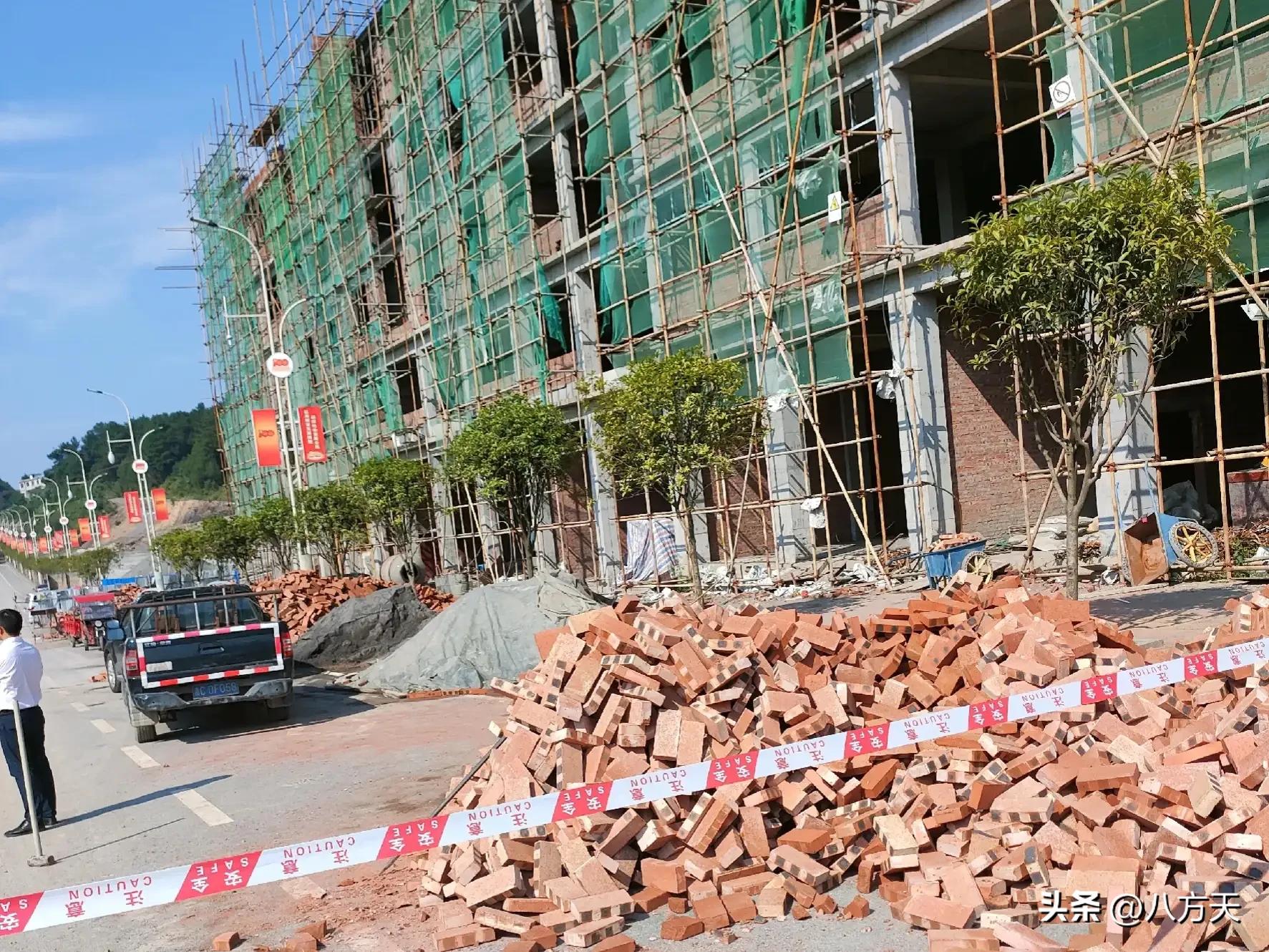 90后小伙中奖1800万,95后中奖一亿