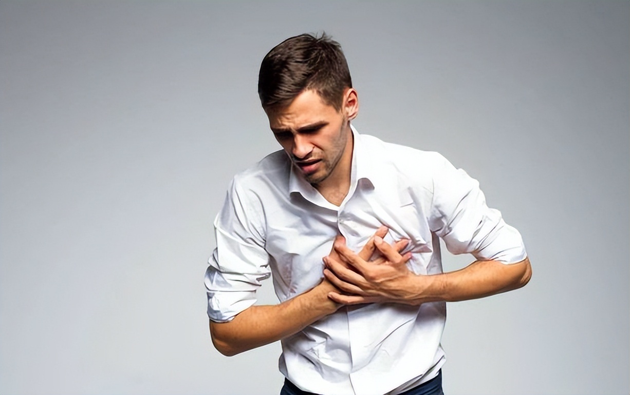 经常心慌、胸闷、坐立不安，甚至夜里被憋醒了，可能不是心脏病