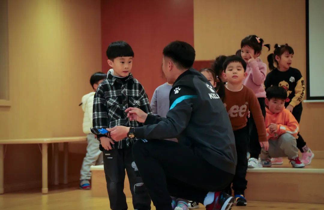 校园足球家校社共育,校园足球共建授牌仪式