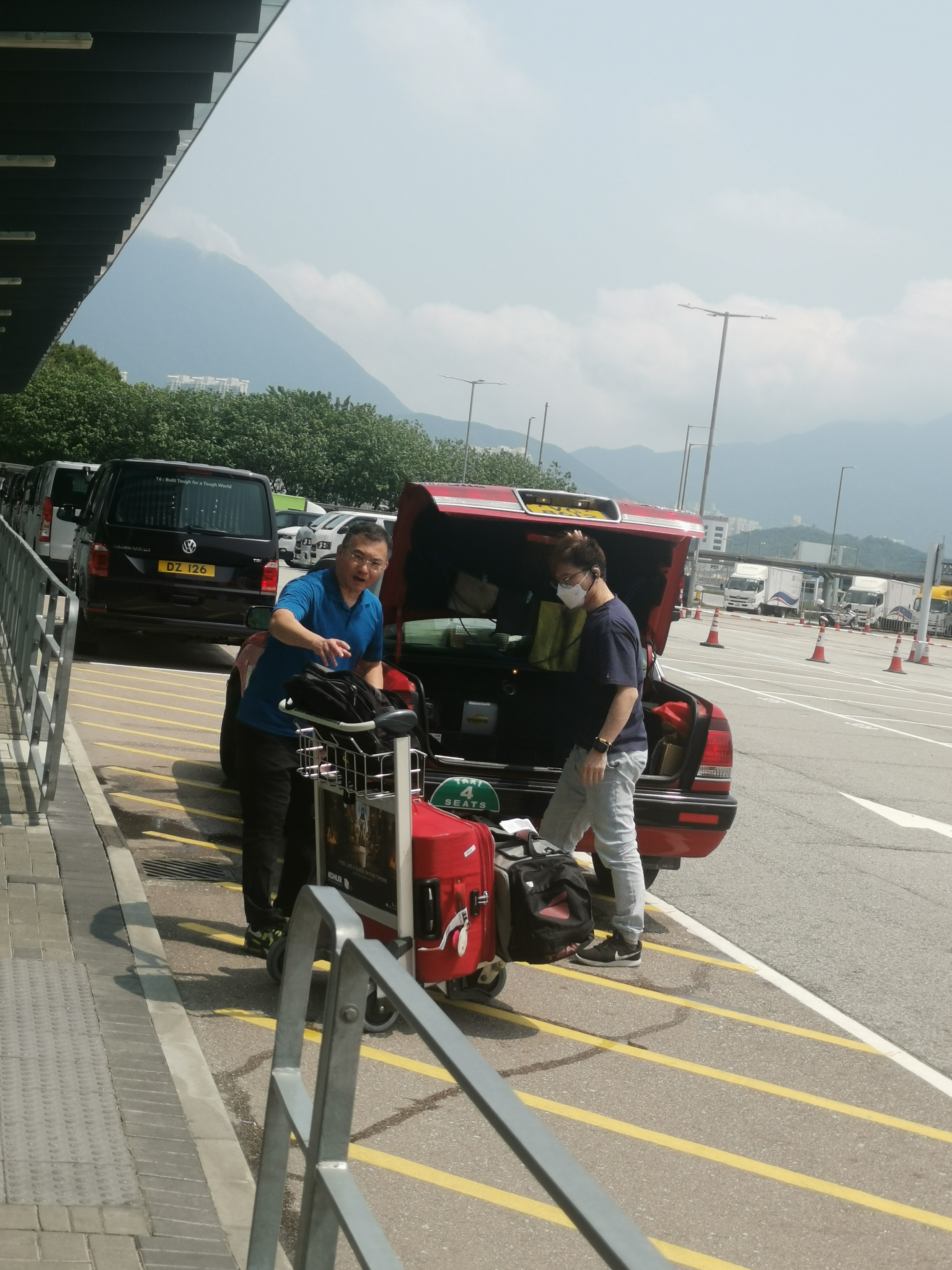 香港国际机场贵宾接机服务,香港机场接机服务价格