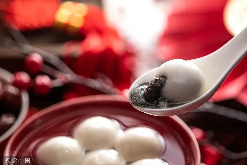 年夜饭所有的菜品用英文怎么说呢,特别的年夜饭英文怎么说