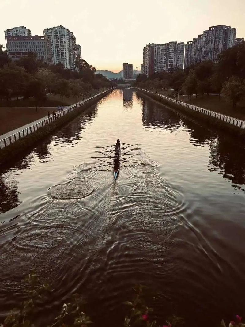 大沙河游泳视频,大沙河玩皮划艇