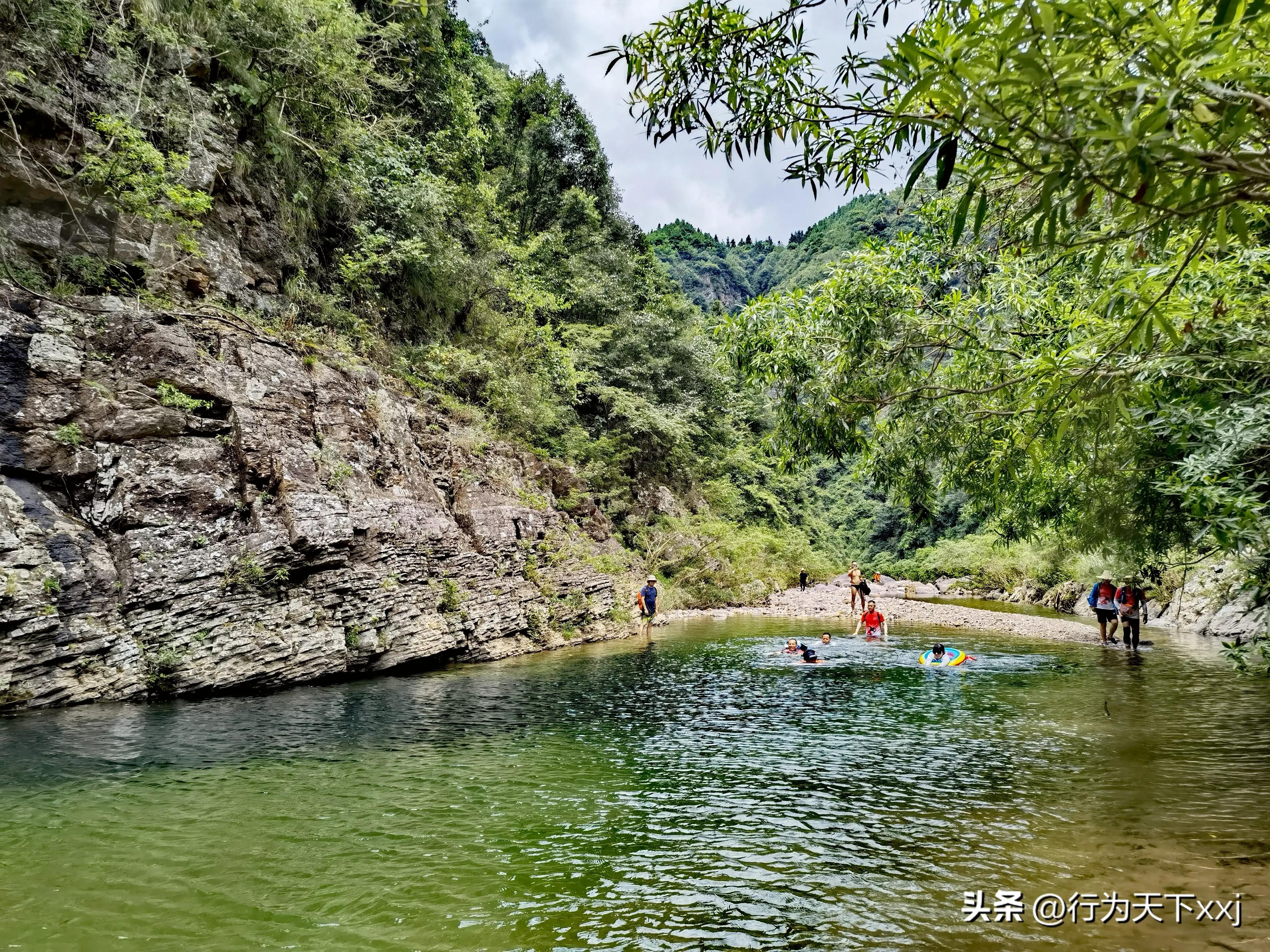 避暑天堂惹人醉完整版,避暑胜地康养天堂