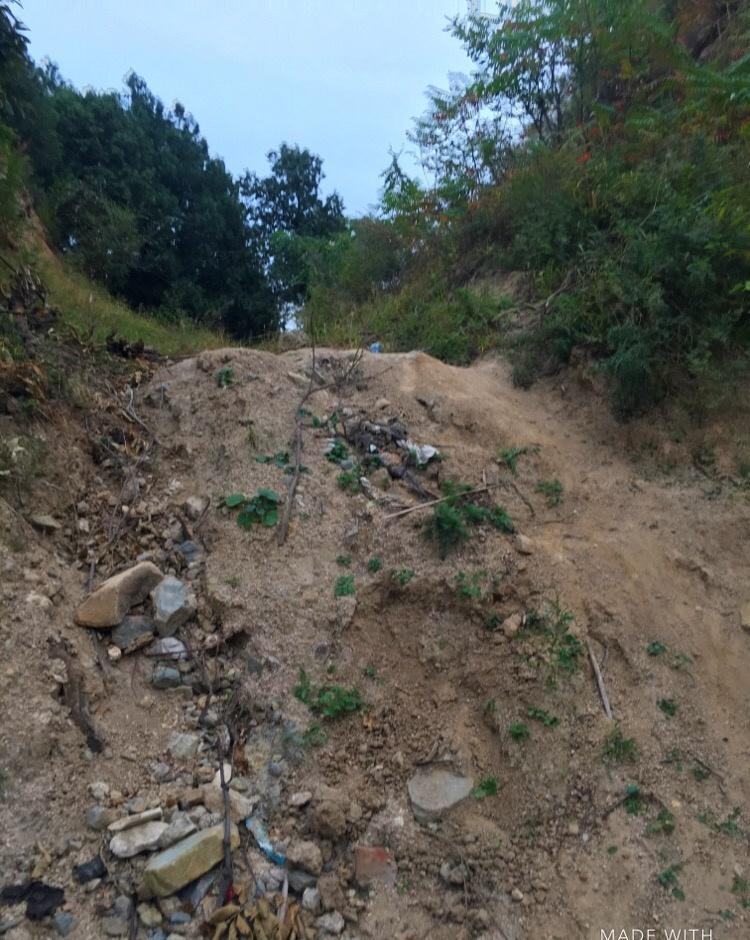 一百多年前的清朝刑法老照片,犯人身在人间,却比地狱还要难受