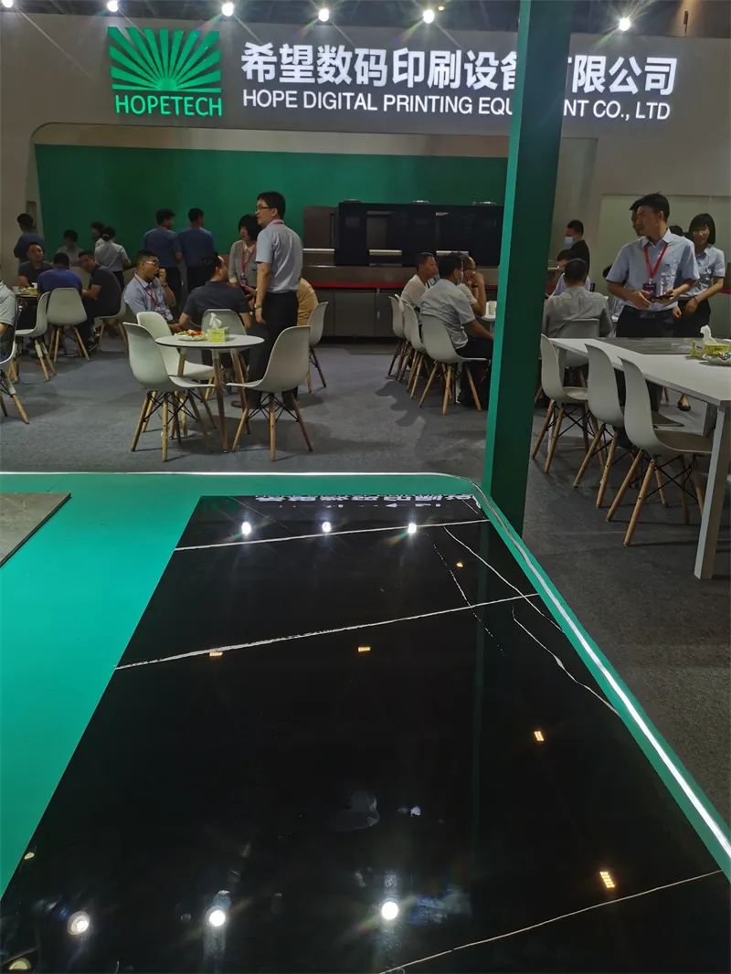 最新低碳智能技术亮相石油装备展,低碳技术与智能制造科技博览会