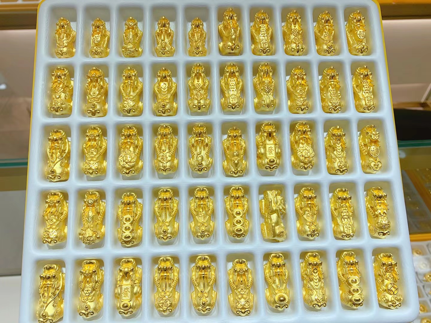 周大福金价什么时候400一克,金价400多一克买合适吗