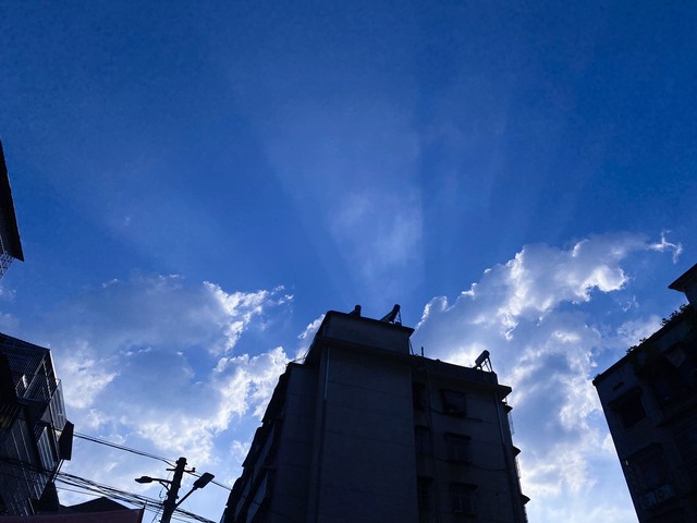 缅北风云：现实版人间地狱，“我”曾在那里失去一切！真实故事