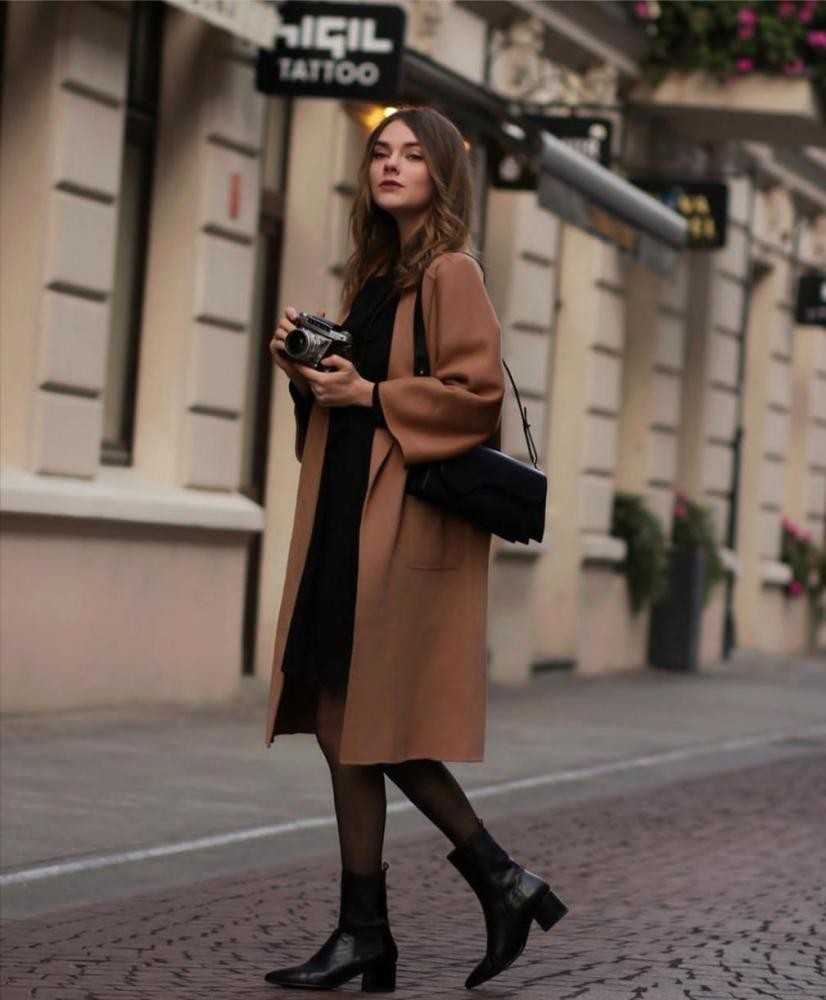 黑丝加什么运动鞋好看,黑丝配运动鞋穿搭40万赞