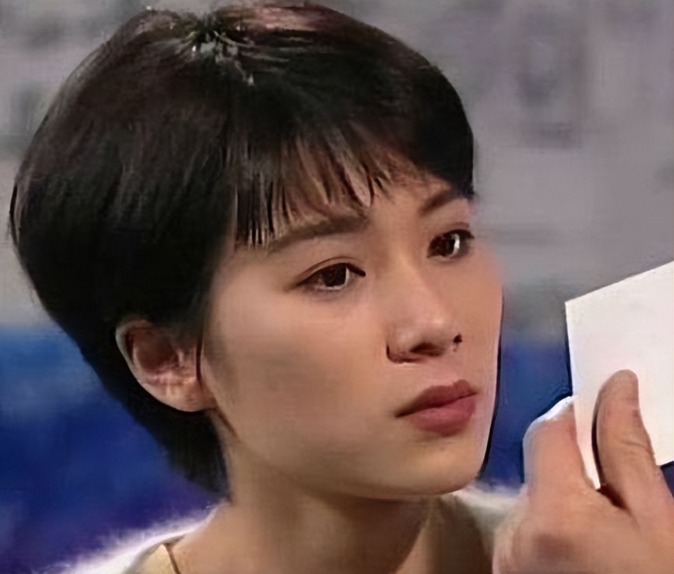 明明是双胞胎却被区别对待电影,明明是双胞胎却被区别对待的电影