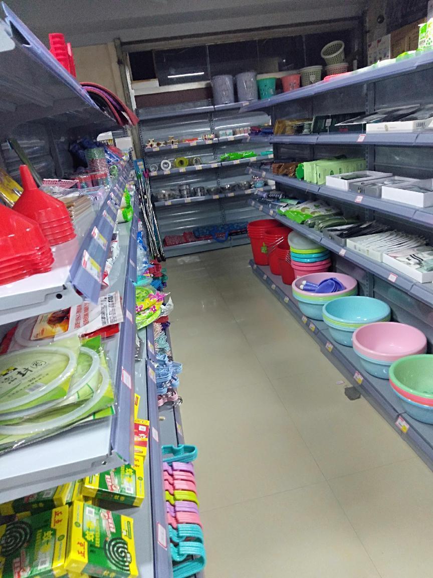 办理营业执照商铺租赁合同范本,大型超市内商铺招租合同