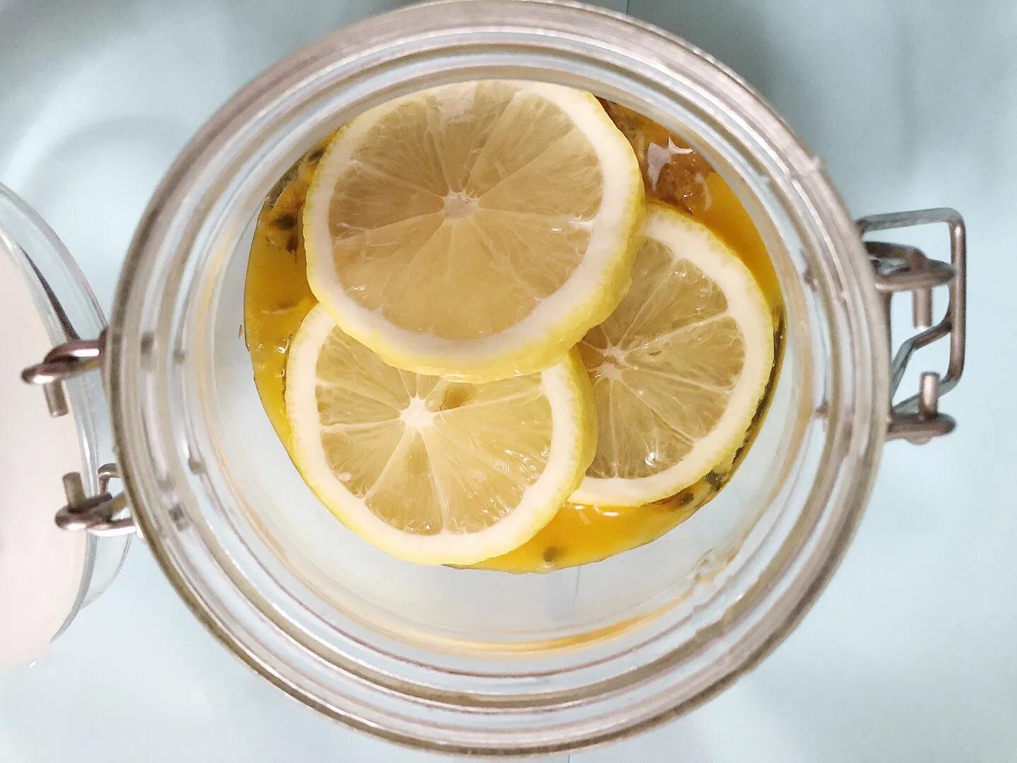 百香果青桔柠檬茶的做法,夏日清凉柠檬百香果茶