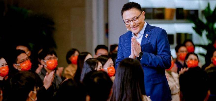 年过了，你还活着，我还活着，这才是时间的朋友