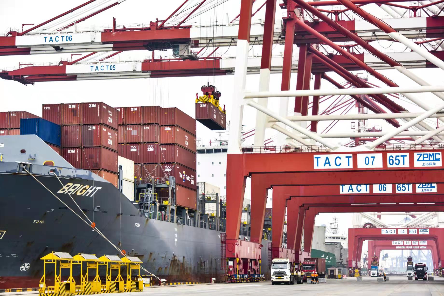 前8月全国吸收外资数据,新区的发展再提速