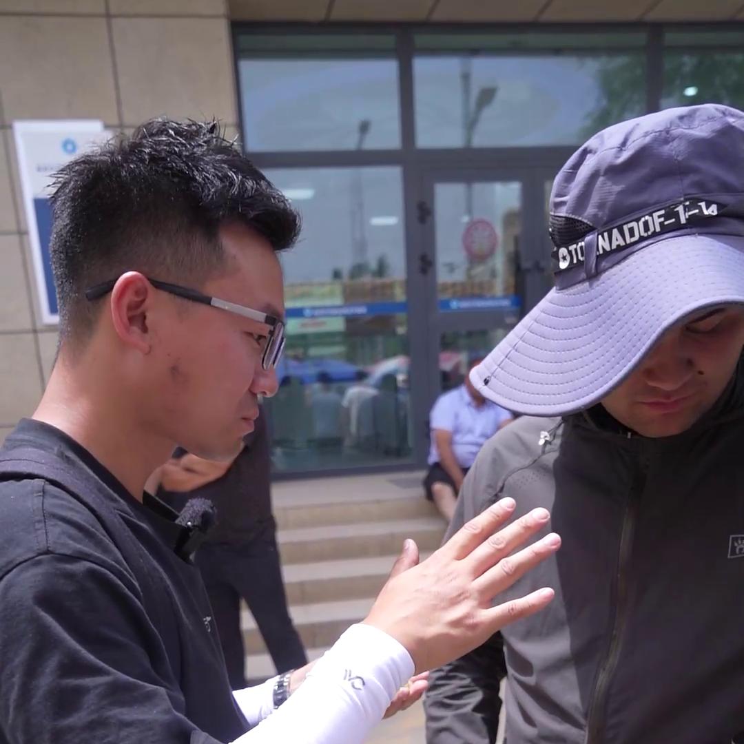 〖NO.239〗收获一枚20克水滴型聚洒金皮黄白种籽料...