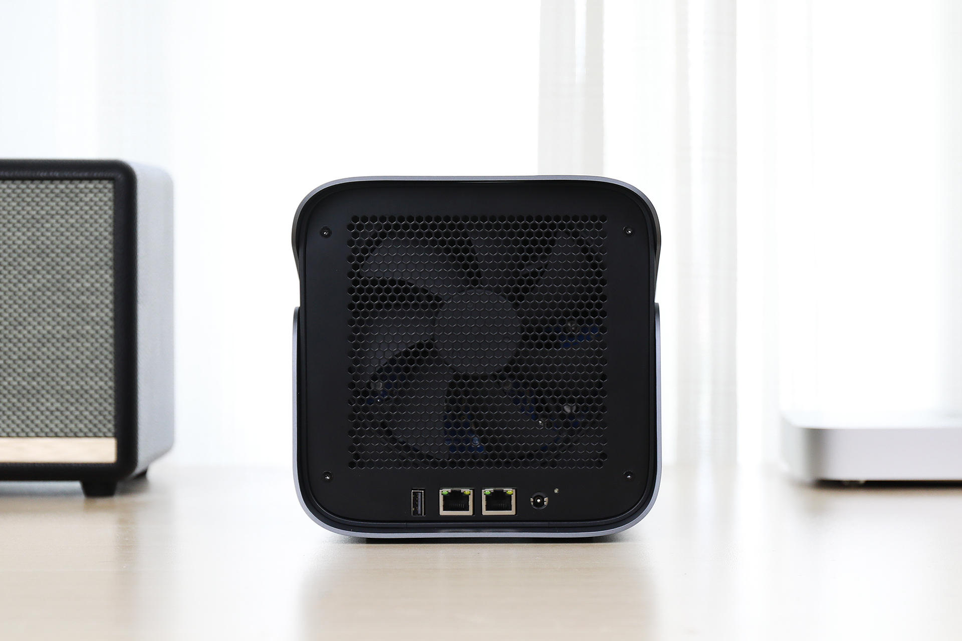 还在纠结重疾险和医疗险哪个好吗,群晖威联通z4