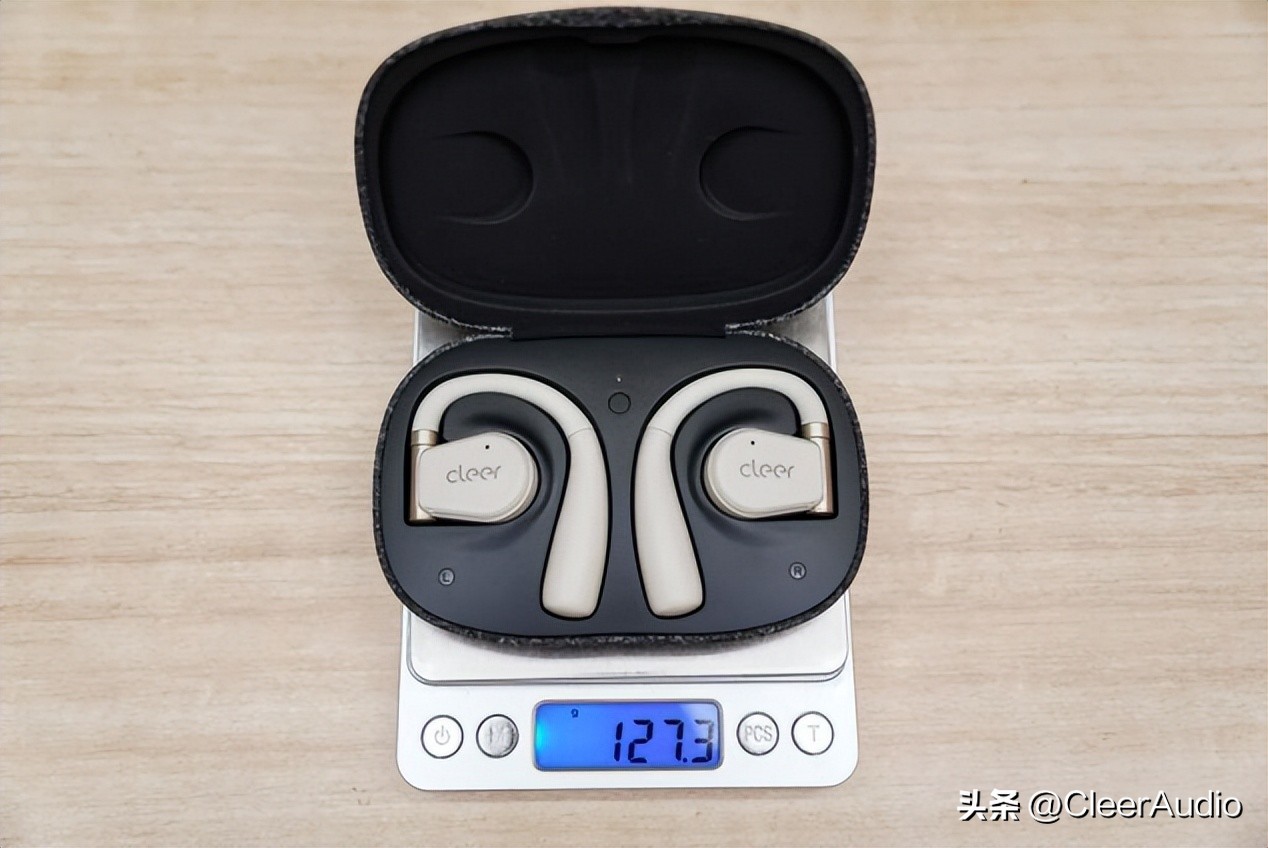 全明星阵容的抖音奇妙派对中的这款焦点耳机到底什么来头？