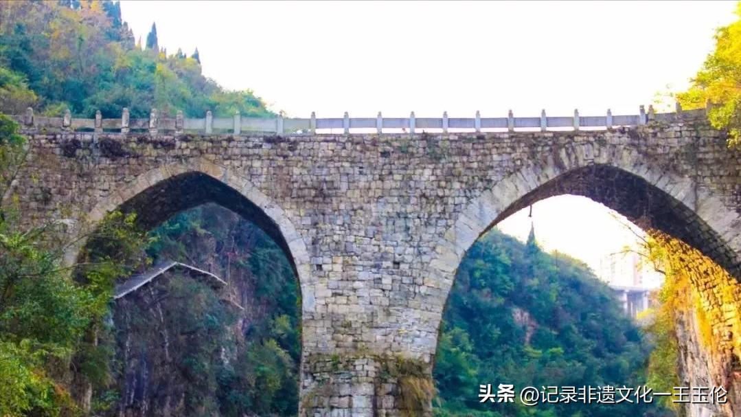 贵州唯一的一座千年古城，曾是古且兰国故地，被列为全国重点*物文**