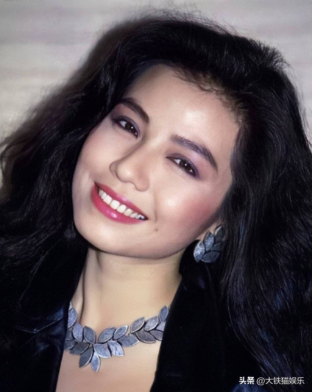 朱茵矮吗,朱茵矮洪欣