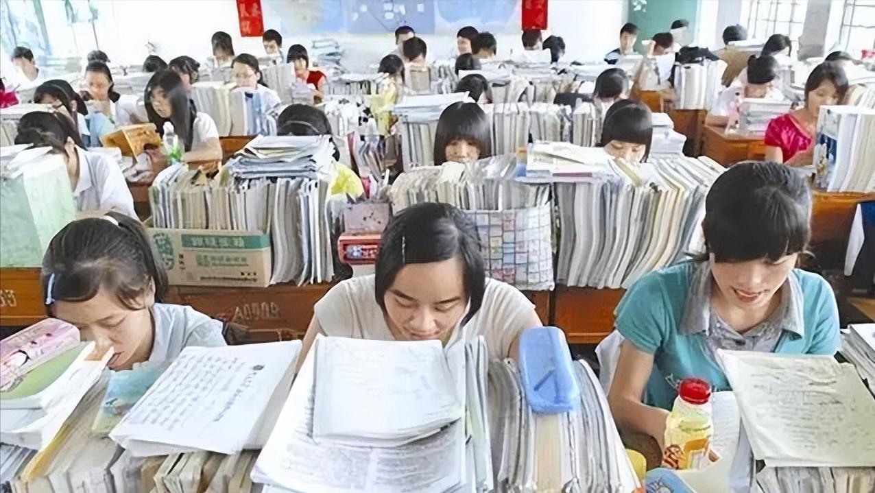 云南女孩李盈为什么要考国防科大,云南学霸李盈圆梦国防科大